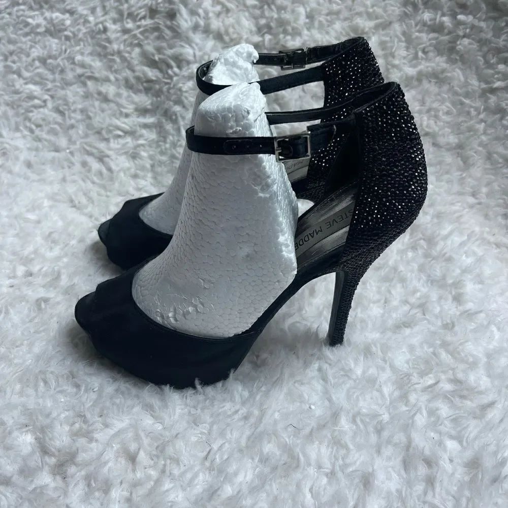 Steve Madden Black satin  With Sparkle Stones ankle strap platform heels SZ8.5